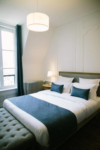 CHAMBRES ET SUITES