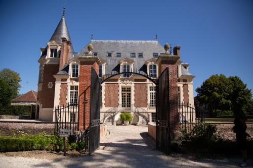 CHÂTEAU